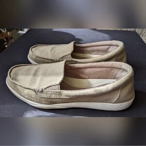 Women’s Loafer Triple Comfort Crocs Canvas Slip Ons
